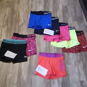 Women's S Nike pro bundle